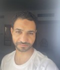 Встретьте Мужчинa : Aree, 37 лет до ОАЭ  dubai